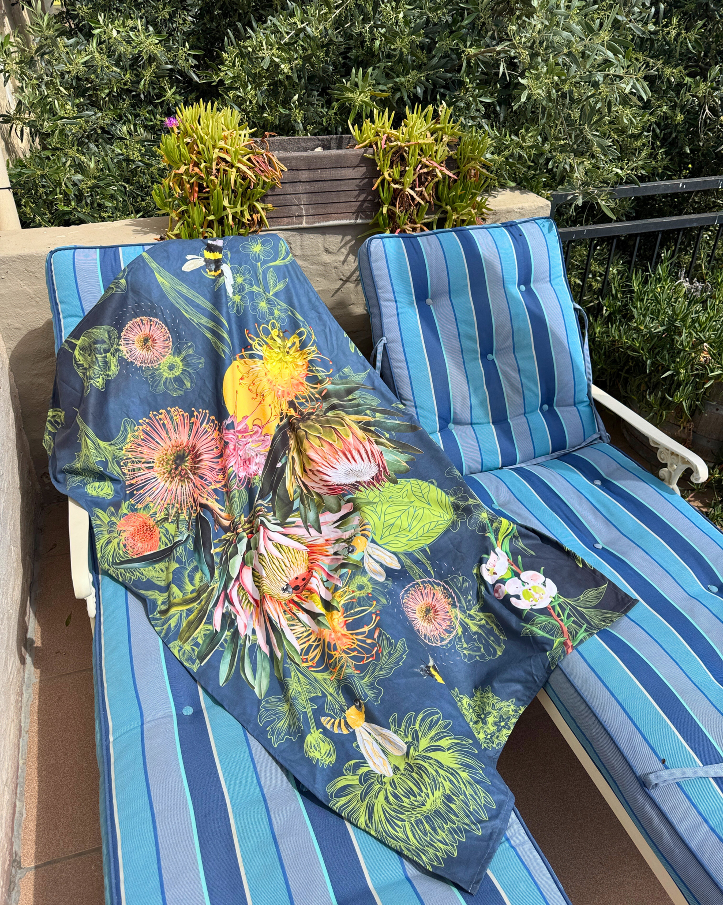 Fynbos & Bees - Beach Towel