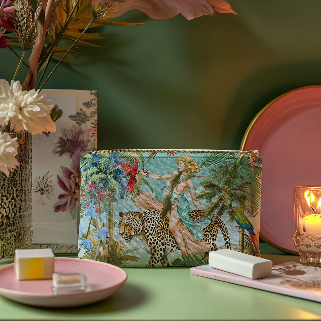 The Parrot Whisperer - Hannah Claire Creations