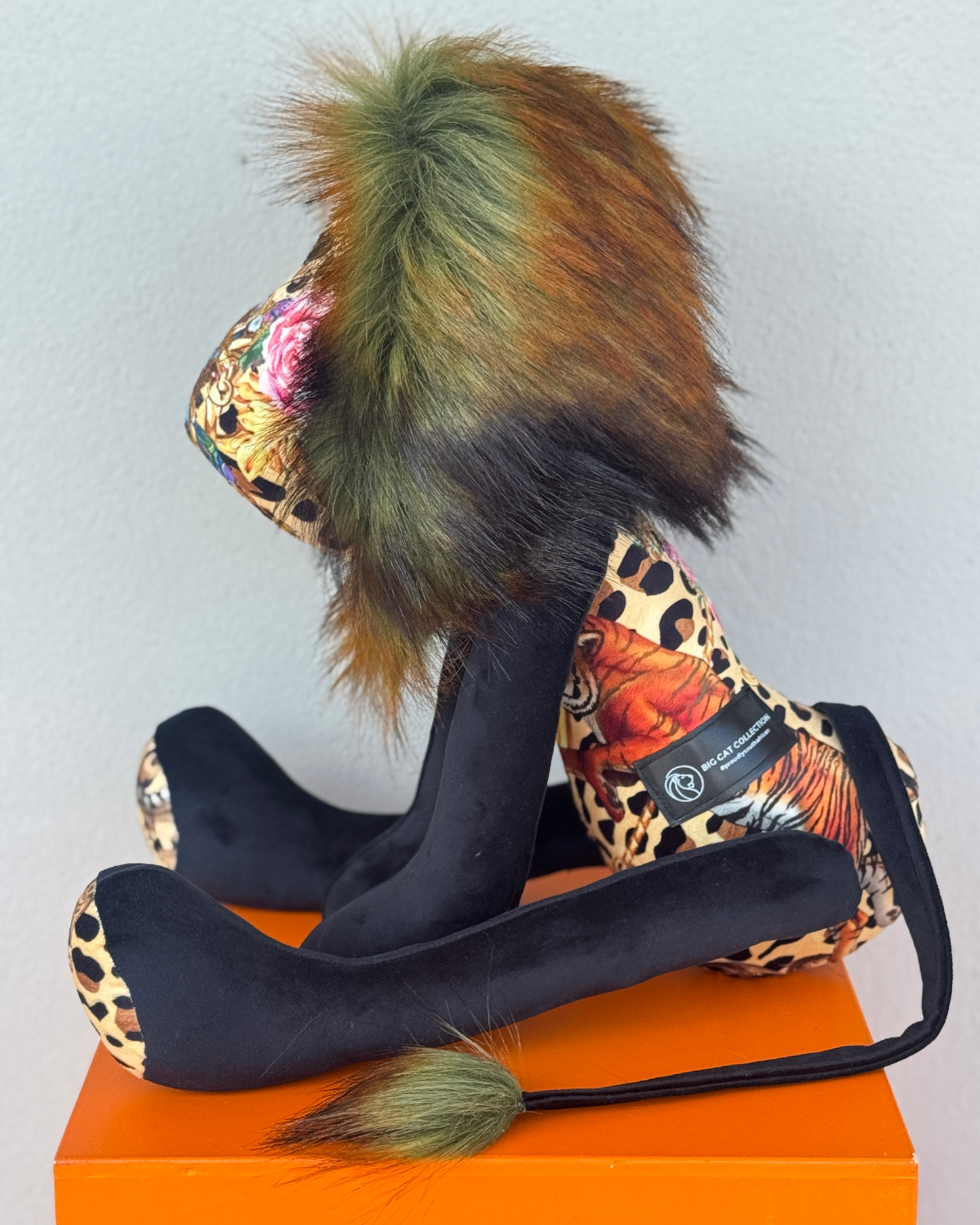 Handmade Lion - Black & Gold Bees