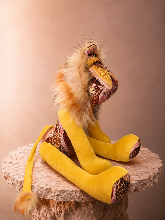 Handmade Lion - Yellow Giraffe - Hannah Claire Creations