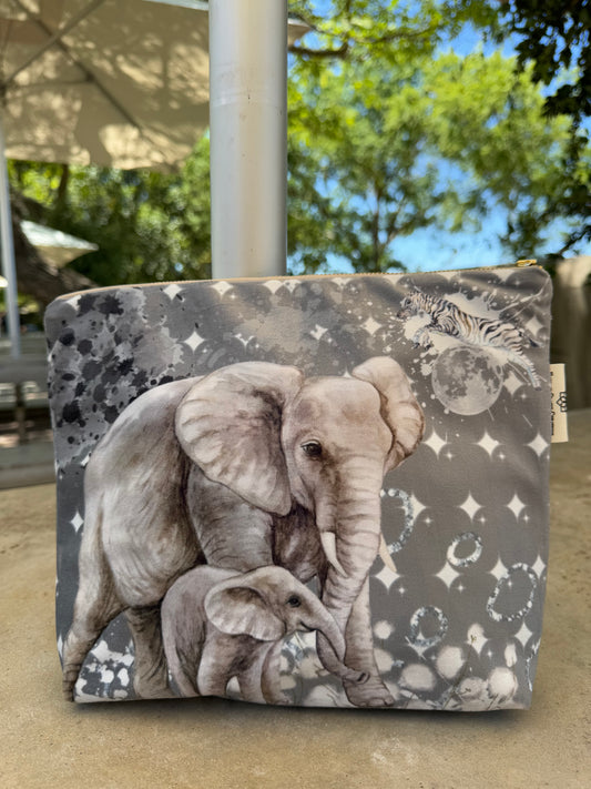 Baby Elephant - Vanity Bag