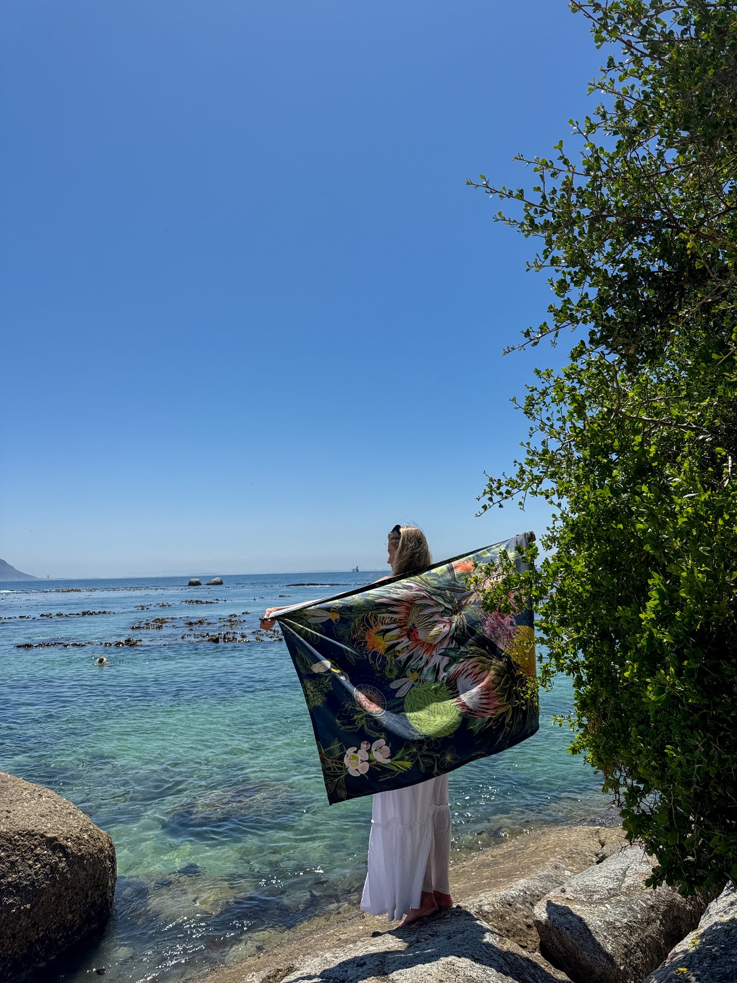 Fynbos & Bees - Beach Towel
