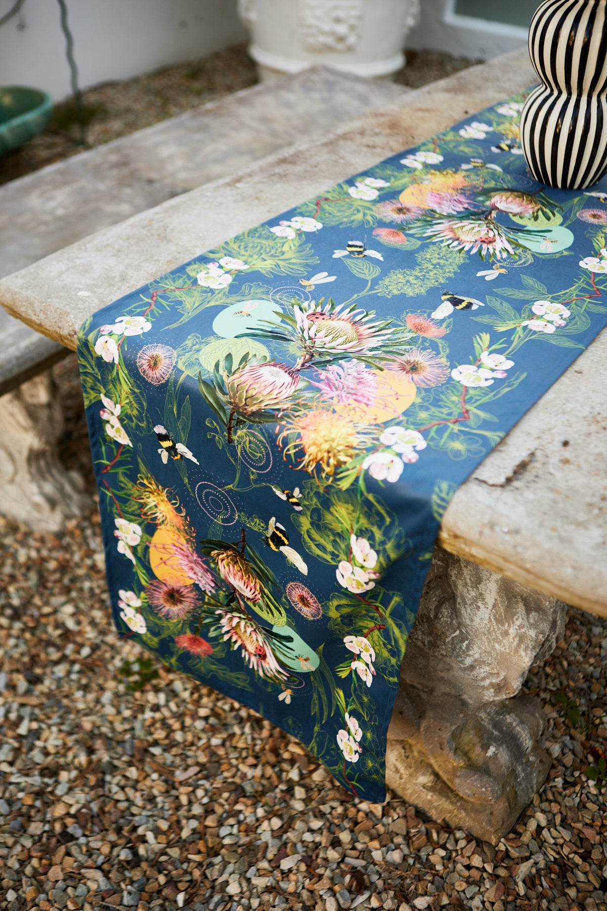 Table Runner - Fynbos & Bees