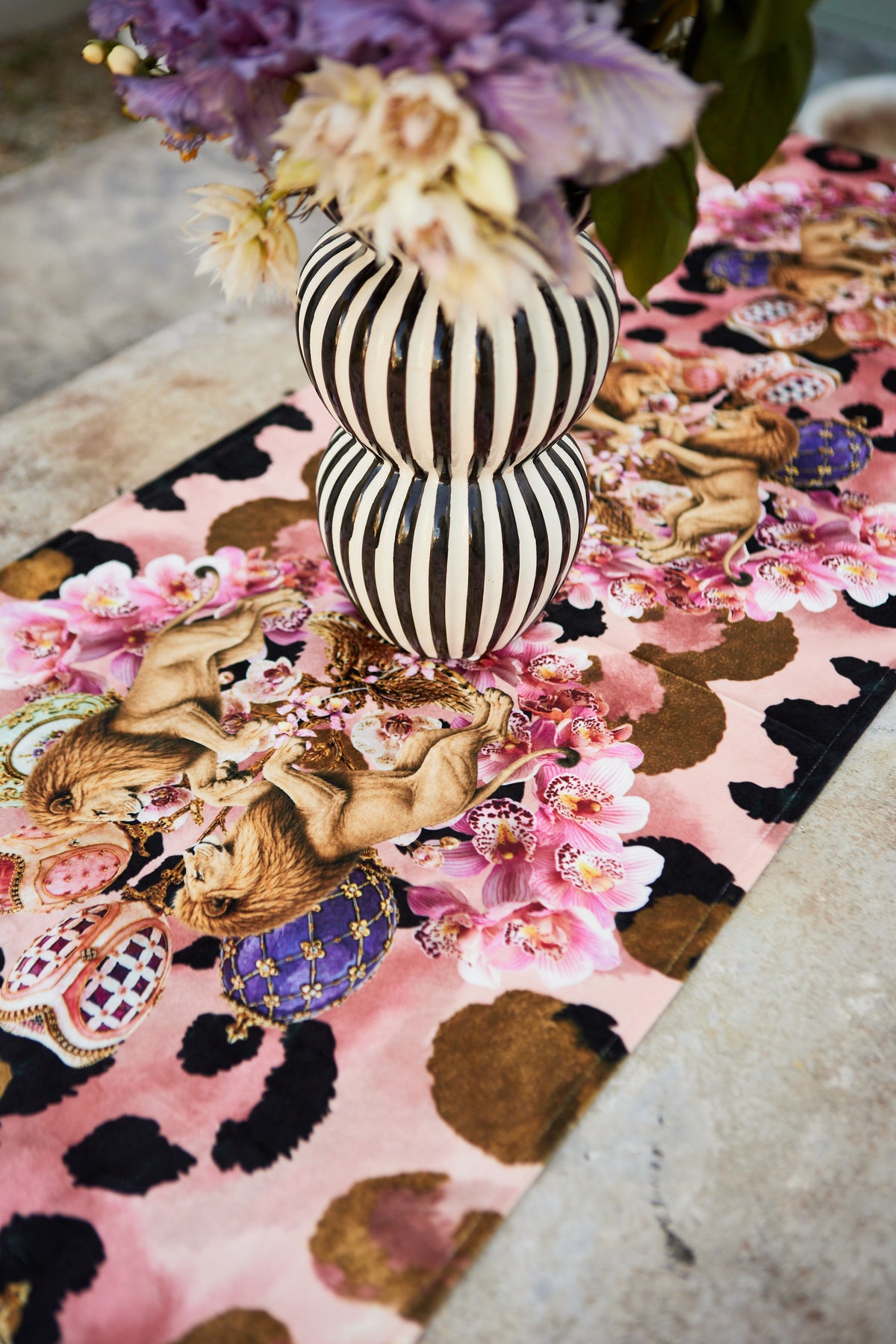 Table Runner - Lions & Faberge
