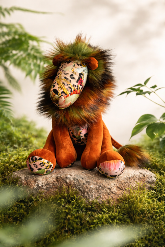 Handmade Lion - Spoonbill & Proteas - Hannah Claire Creations